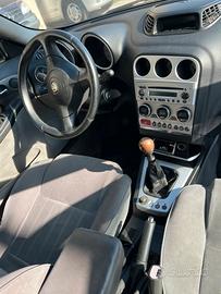 Alfa romeo 156 1900 jtd 150cv ( 2005 )