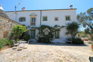 VILLA SINGOLA A OSTUNI
