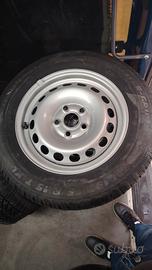 gomme con cerchi in ferro VW 