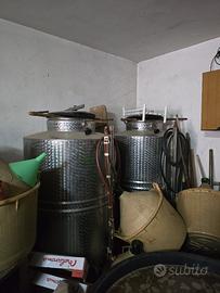 Serbatoio in acciaio per alimenti (vino acqua)
