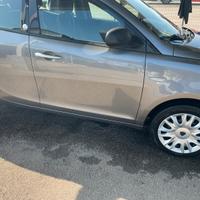 Lancia y benz gpl casa madre