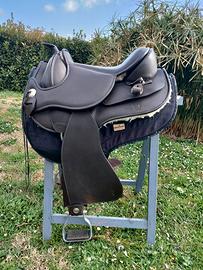 Sella Western Barefoot Arizona