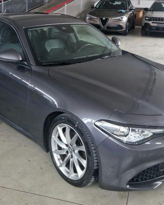 Alfa Romeo Giulia 2.2 t Super 180cv auto