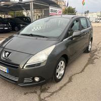 Peugeot 5008 1.6 HDi 115CV Active Unipro 2013