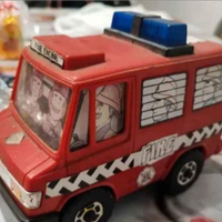 Modellino vintage camion pompieri a batterie