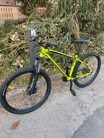 Mountainbike Specialized  27,5