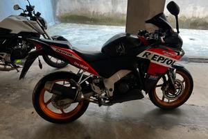 HONDA CBR 125 R (2015) incidentata