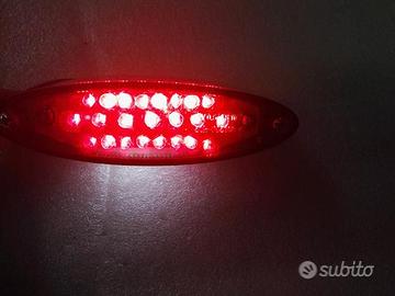 STOP FANALINO POSTERIORE LED ovale 0154