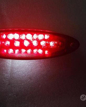 STOP FANALINO POSTERIORE LED ovale 0154