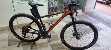 KTM MYROON CARBON