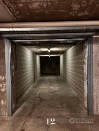 Box / Garage di 32 m² a Milano