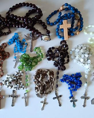 Set di rosari religiosi 