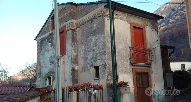 Casa semindipendente in zona Guanni a Serino