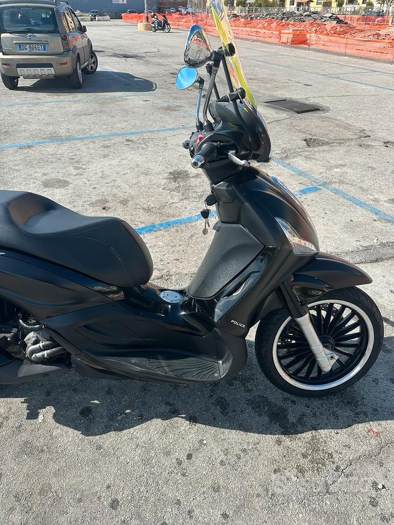 Beverly Police Moto e Scooter In vendita a Napoli
