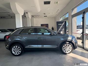 VOLKSWAGEN - T-Roc - 1.0 TSI Style BlueMotion Tech