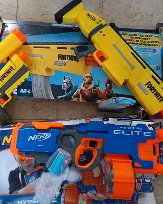 3 Blaster NERF (Elite HyperFire + Fortnite AR-L)