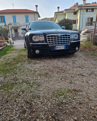 Chrysler c300