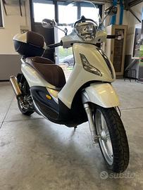 Piaggio Beverly 300