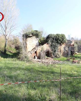 Rustico / Casale di 184 m² con più di 5 locali a T