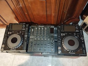 Coppia cdj 2000 Nexus djm 800