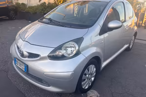 Toyota Aygo 1.4 turbodiesel 3 porte Sol