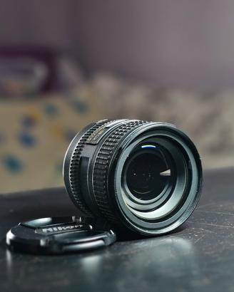 Nikon AF-S Nikkor 24- 85mm f/3.5-4.5G 