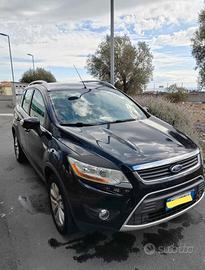 Ford Kuga titanium 163 CV Powershift 
