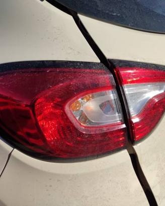 Fanale posteriore sinistro RENAULT CAPTUR del 2016
