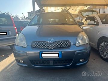 TOYOTA YARIS 1,0
