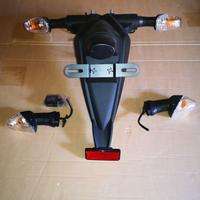 Kawasaki Z750: parafango posteriore e frecce