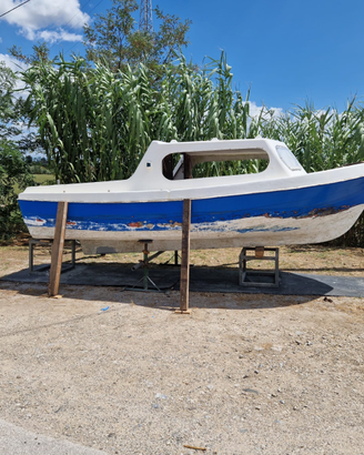 Barca 5 mt da restaurare