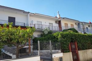 VILLA A SCHIERA A ROCCARAINOLA