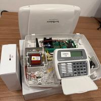 Tecnoalarm TP4-20 GSM+LCD012 Centrale +Tastiera