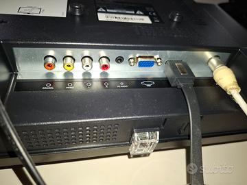 TV LED 24 POLLICI CON PRESA VGA COMPUTER VIDEO