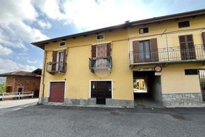 CASA SEMINDIPENDENTE A PRALUNGO