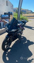 Moto R125