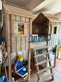 Letto a casetta in legno