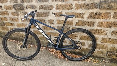 Bicicletta MTB Trek Procaliber 9.6 in carbonio