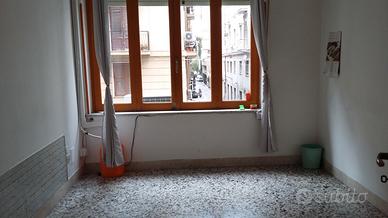 Stanza in condivisione in centro