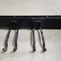 portattrezzi con binario 