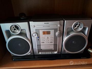 stereo a CD a cassette e a radio