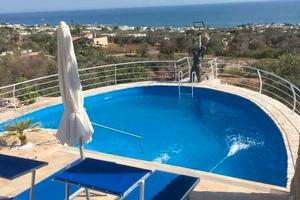 Villa vista mare con piscina privata 