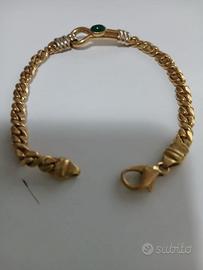 Bracciale in oro 750 con cabochon centrale verde