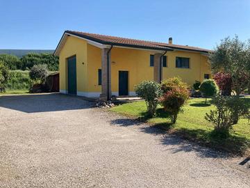 Villa di 260 m² a San Giorgio Bigarello