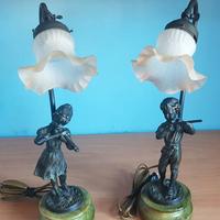 Eleganti Lampade Antiche con Putti Musicisti