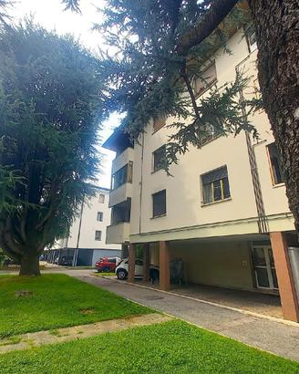 APPARTAMENTO ARREDATO DI 90 MQ BICAMERE TERRAZZ...