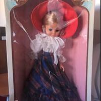 Bambola da collezione.