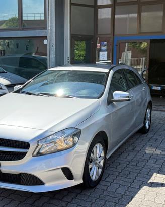 Mercedes-benz A 180 d Premium