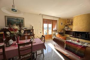 Appartamento di 140 m² con 5 locali e box auto a C