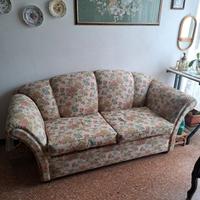 Divano tre posti in tessuto